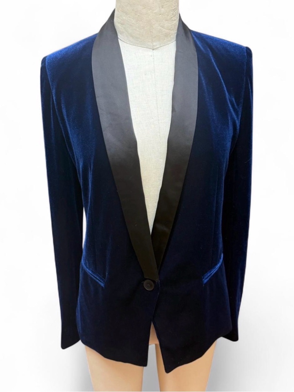 Navy Velvet Blazer Bailey/44 with black Satin Lapel size XS